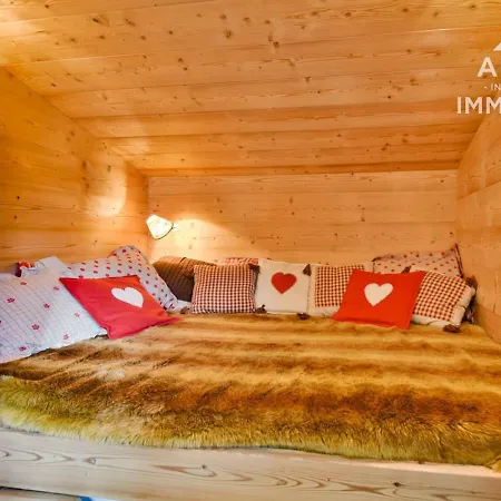Apartment Cosy Au Coeur Du Village, 3 Chambres, Balcon Ensoleille, Parking, Proche Des Commodites! - Fr-1-391-86
